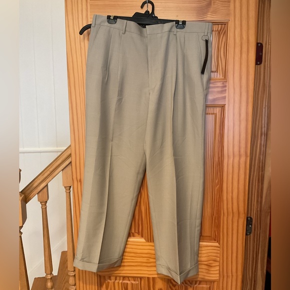 Perry Ellis Other - PERRY ELLIS AMERICA DRESS PANTS KHAKI MENS SZ 38/29  NWT PLEATED FRONT SLACKS